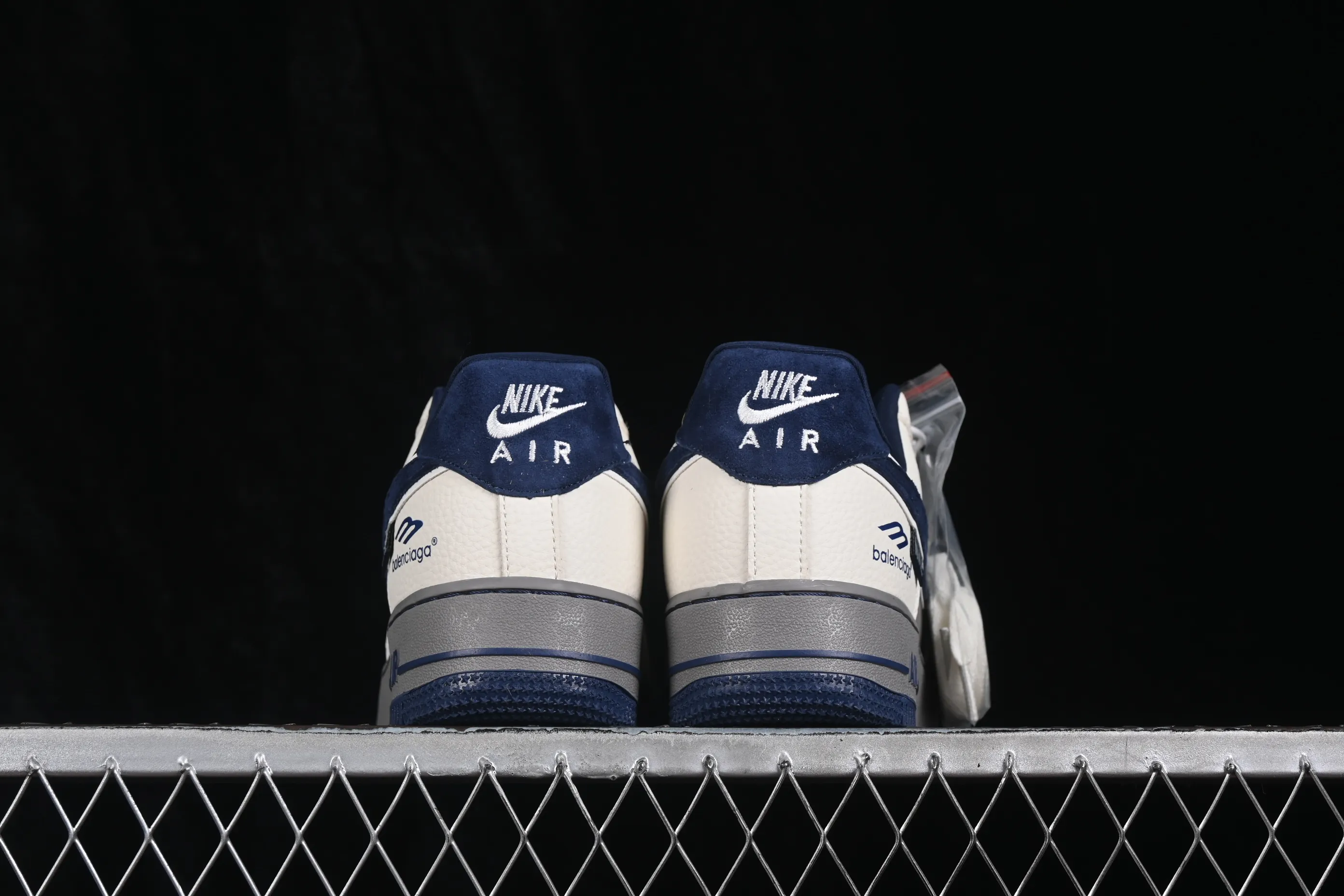 All categories Nk Air Force 1 Air Force series Nk Air Force 1 Low Air Force low-top Nike Air Force 1'07 Low joint model Air Force 1 low-top casual sneakers LD1999-033